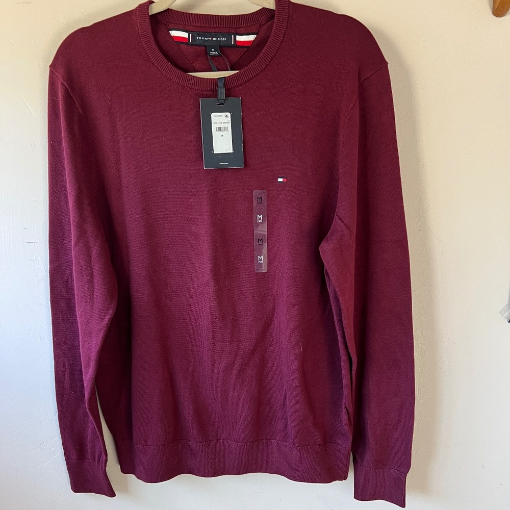 NWT Tommy Hilfiger Mens Sz Medium Burgundy Wine Maroon Pullover Crewneck Sweater